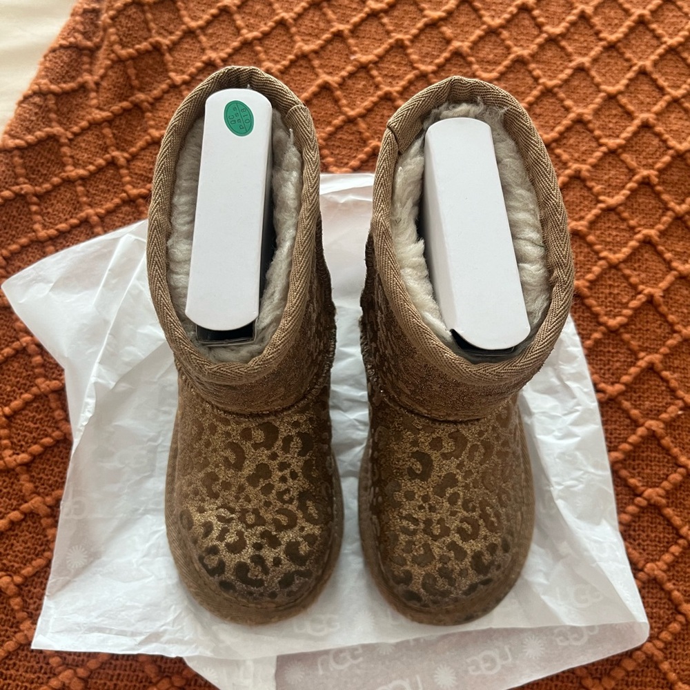 UGG Kids Brown Leopard Print Shearling Lined Boots